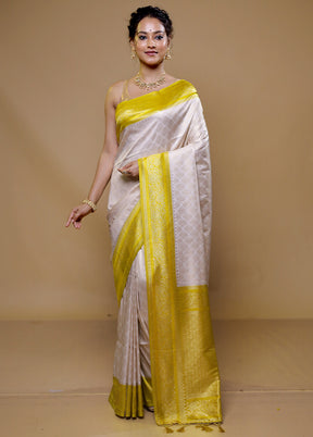 White Dupion Silk Saree With Blouse Piece