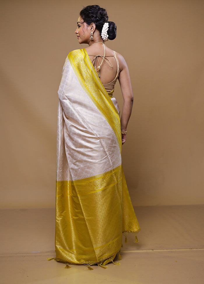 White Dupion Silk Saree With Blouse Piece