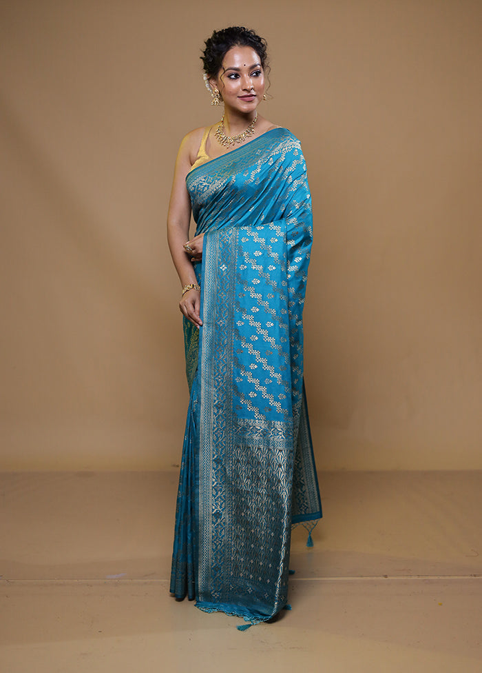 Blue Dupion Silk Saree With Blouse Piece