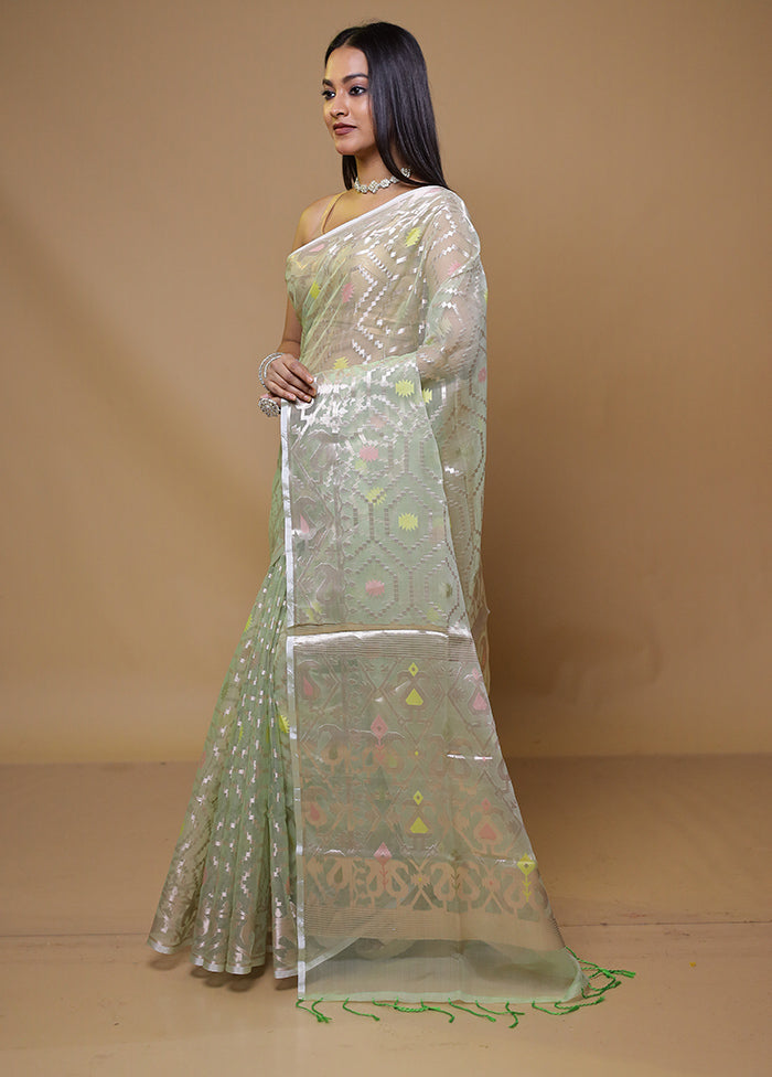 Green Organza Saree With Blouse Piece