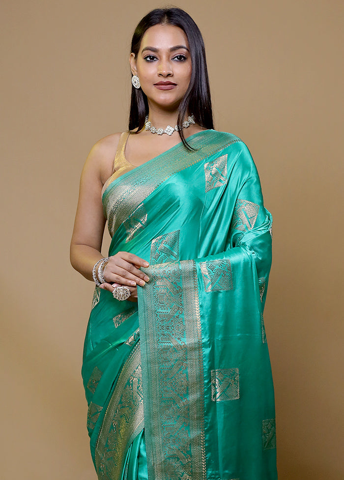 Green Dupion Silk Saree With Blouse Piece