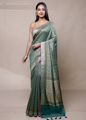 Green Kora Silk Saree With Blouse Piece