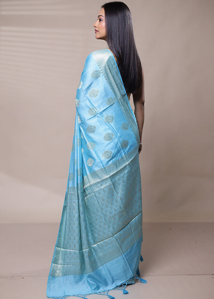 Blue Cotton Saree With Blouse Piece