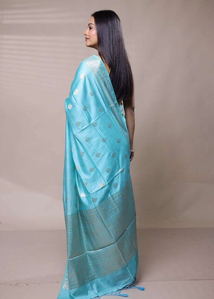 Blue Cotton Saree With Blouse Piece