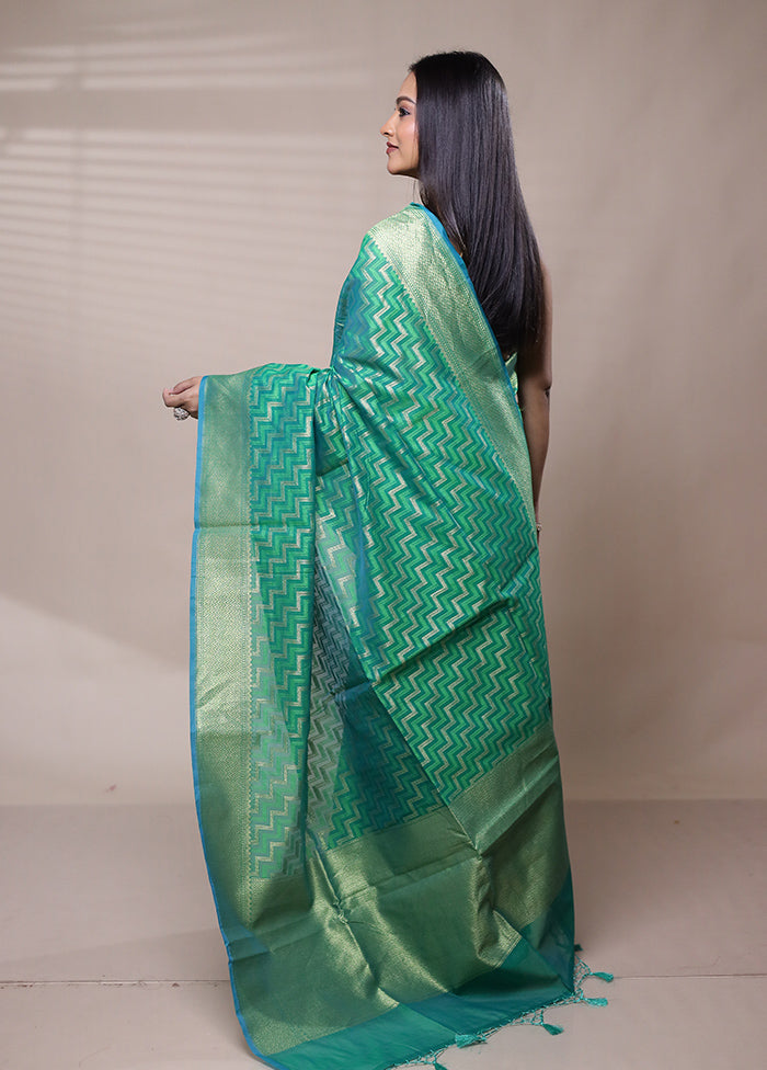 Green Kora Silk Saree With Blouse Piece