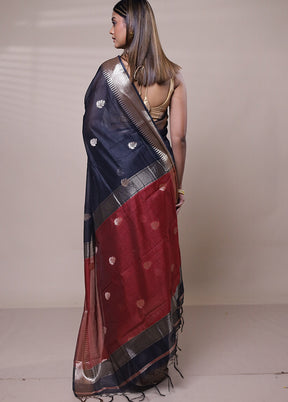 Blue Cotton Saree With Blouse Piece