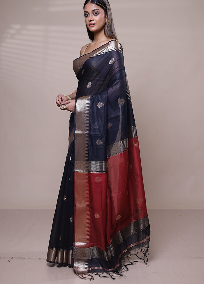 Blue Cotton Saree With Blouse Piece