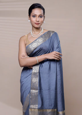 Grey Cotton Saree With Blouse Piece