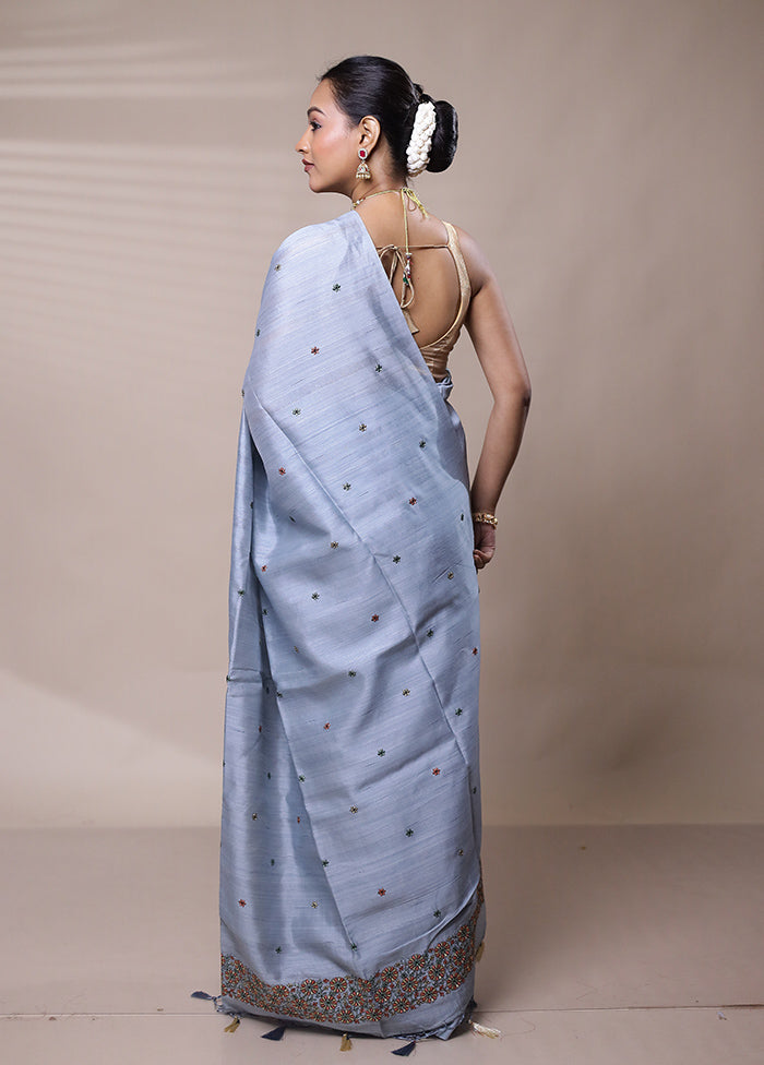 Grey Tussar Silk Saree With Blouse Piece