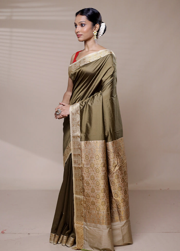 Mehendi Dupion Silk Saree With Blouse Piece