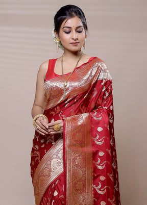 Red Banarasi Silk Saree With Blouse Piece