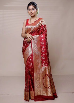 Red Banarasi Silk Saree With Blouse Piece