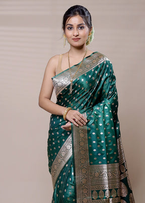 Green Banarasi Silk Saree With Blouse Piece