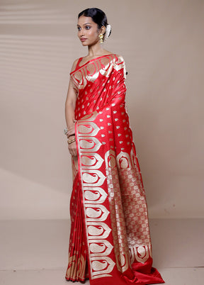 Red Banarasi Silk Saree With Blouse Piece