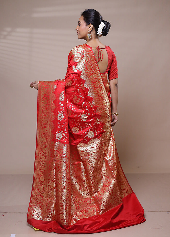 Red Banarasi Silk Saree With Blouse Piece