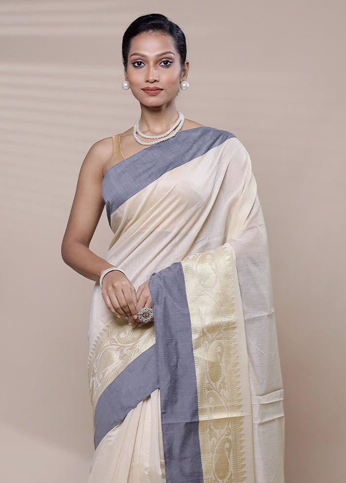 Cream Cotton Saree With Blouse Piece