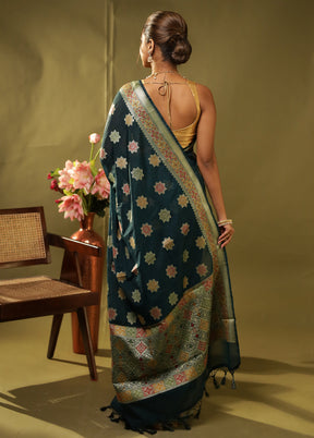 Green Dupion Silk Saree With Blouse Piece