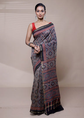 Grey Chanderi Cotton Saree With Blouse Piece