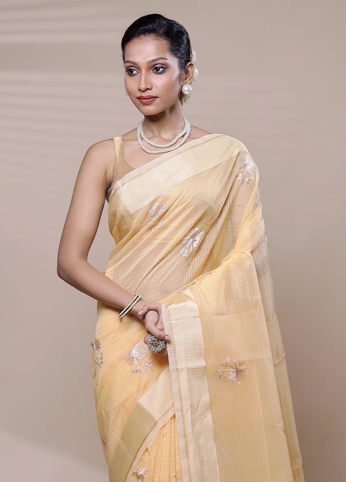 Cream Organza Saree With Blouse Piece