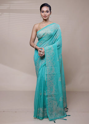 Blue Organza Saree With Blouse Piece