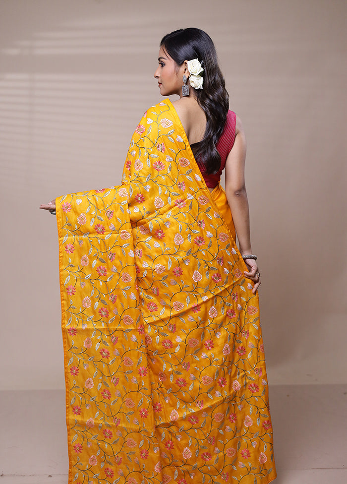 Yellow Tussar Silk Saree With Blouse Piece