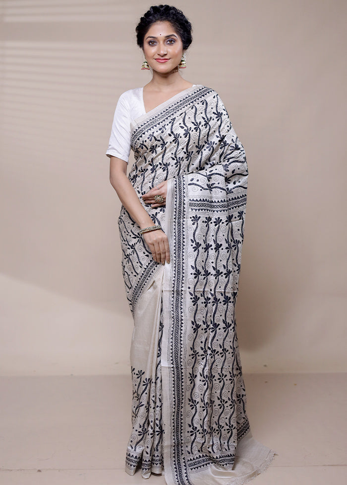 Cream Handloom Kantha Stitch Pure Silk Saree With Blouse Piece