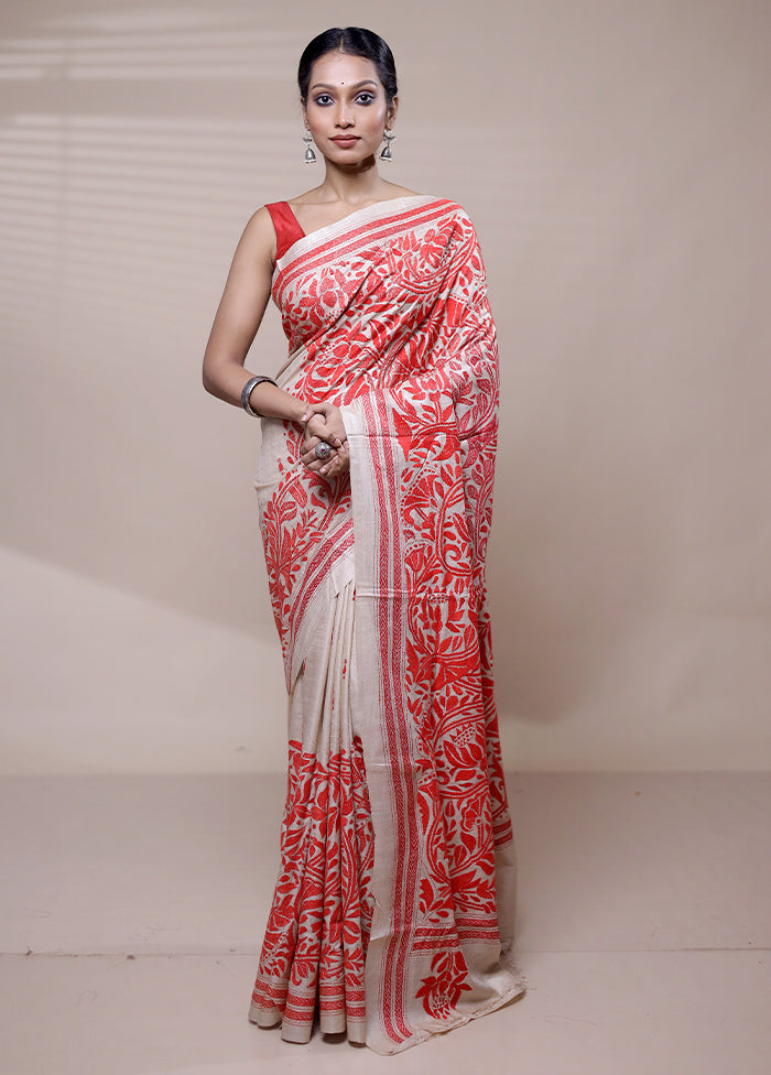 Cream Handloom Kantha Stitch Pure Silk Saree With Blouse Piece