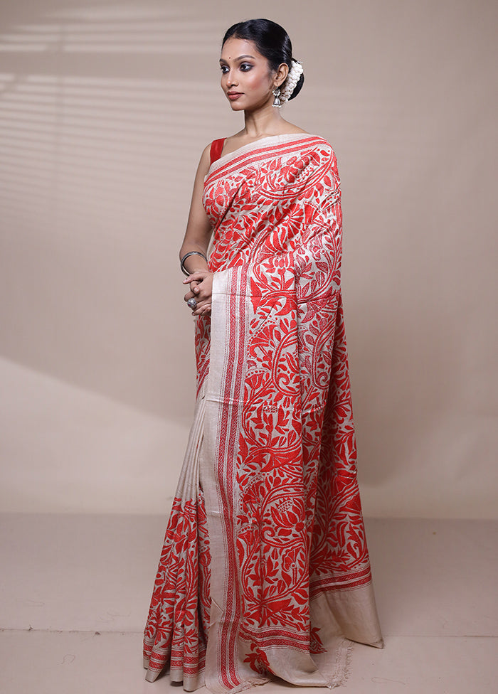 Cream Handloom Kantha Stitch Pure Silk Saree With Blouse Piece