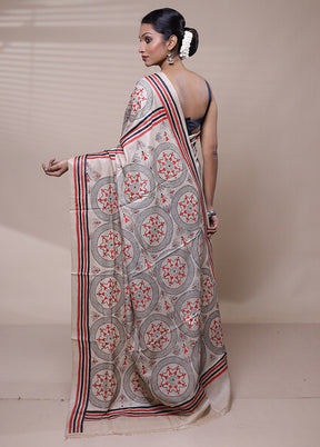 Cream Handloom Kantha Stitch Pure Silk Saree With Blouse Piece