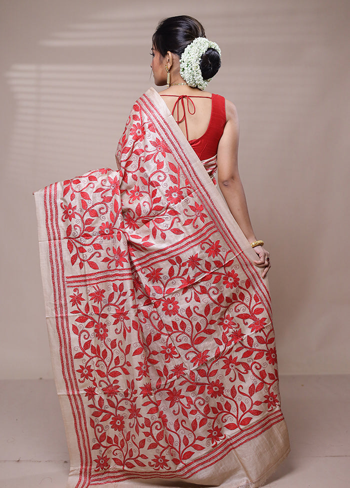 Cream Handloom Kantha Stitch Pure Silk Saree With Blouse Piece