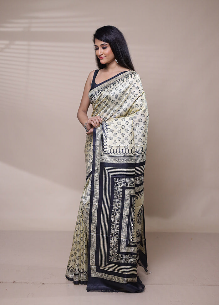 Cream Printed Pure Silk Saree Without Blouse Piece