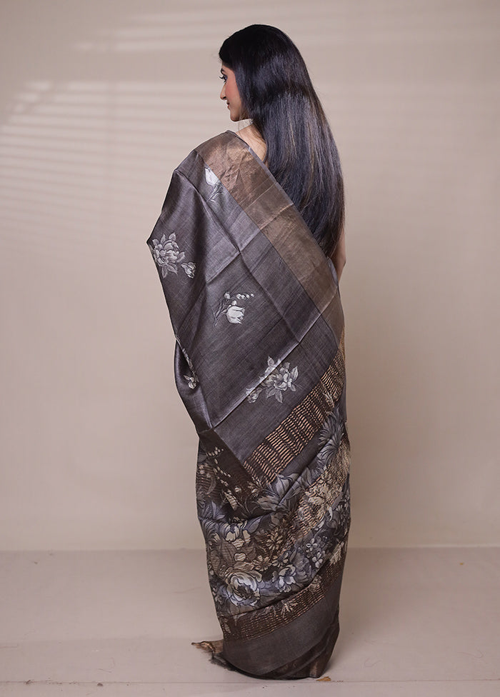 Grey Handloom Tussar Pure Silk Saree With Blouse Piece