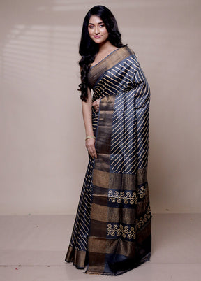 Grey Handloom Tussar Pure Silk Saree With Blouse Piece