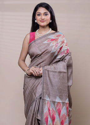 Grey Tussar Silk Saree With Blouse Piece