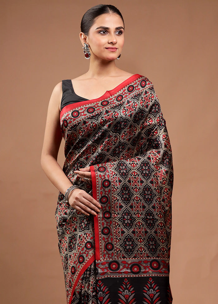 Black Printed Pure Silk Saree Without Blouse Piece