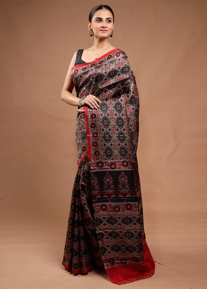 Black Printed Pure Silk Saree Without Blouse Piece