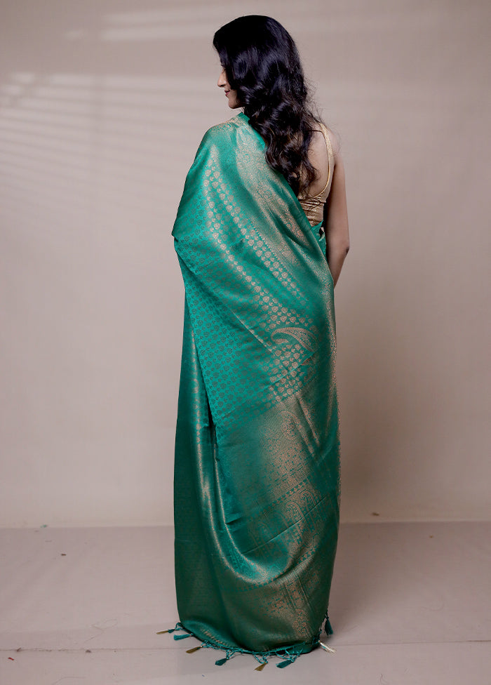 Green Dupion Silk Saree With Blouse Piece