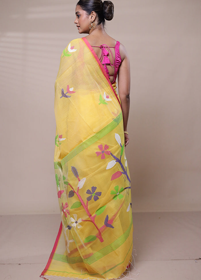 Yellow Matka Silk Saree With Blouse Piece