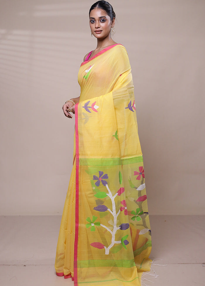 Yellow Matka Silk Saree With Blouse Piece