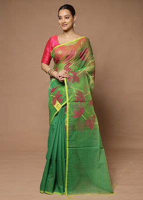 Green Matka Silk Saree With Blouse Piece