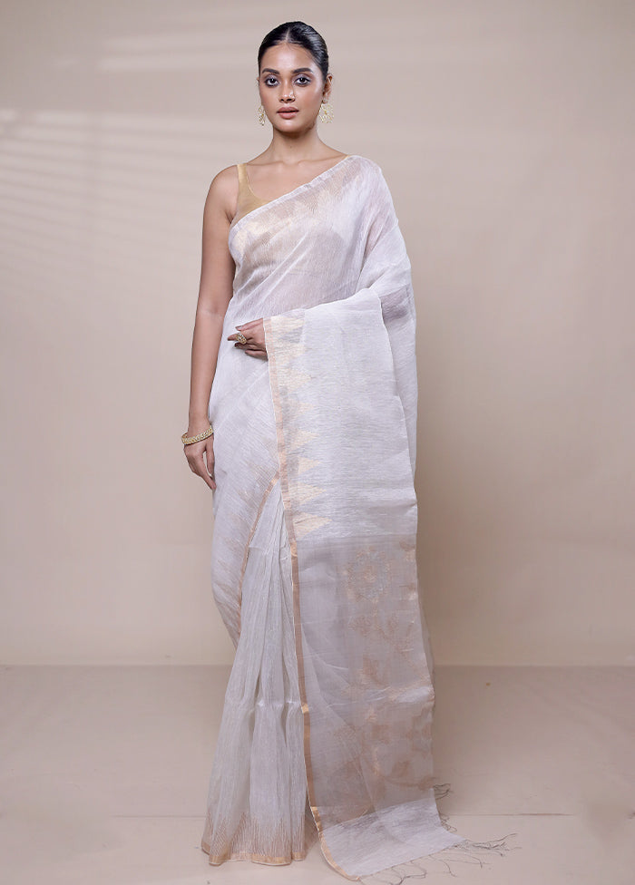 White Handloom Matka Pure Silk Saree With Blouse Piece