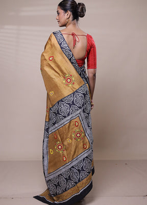 Yellow Printed Pure Silk Saree Without Blouse Piece