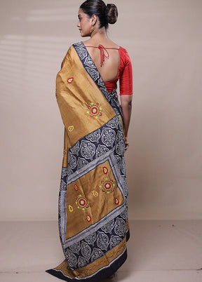 Yellow Printed Pure Silk Saree Without Blouse Piece