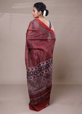 Red Printed Pure Silk Saree Without Blouse Piece