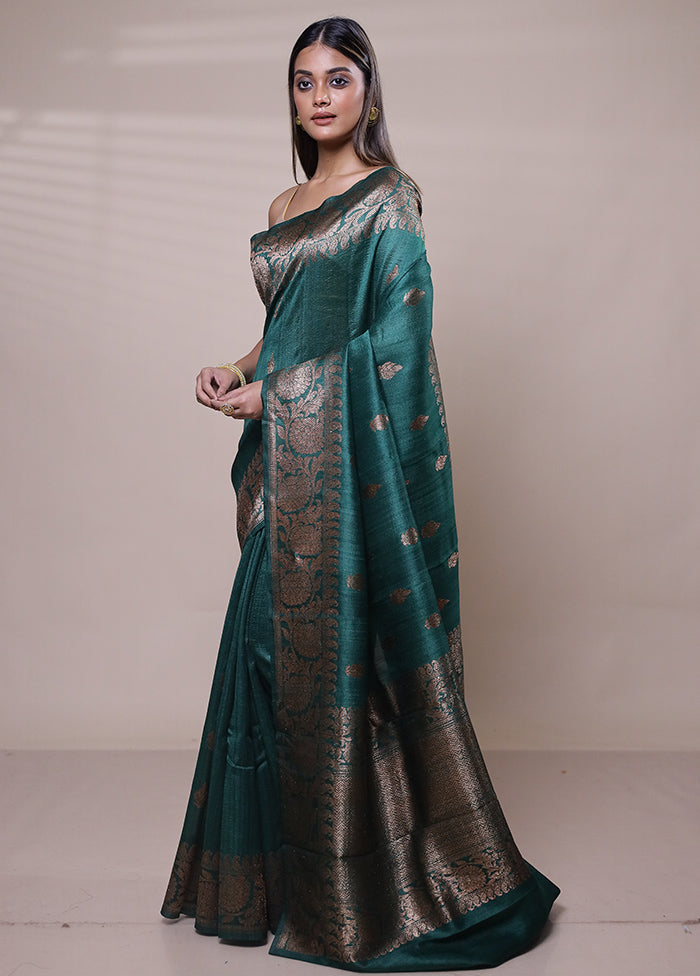 Green Handloom Tussar Pure Silk Saree With Blouse Piece