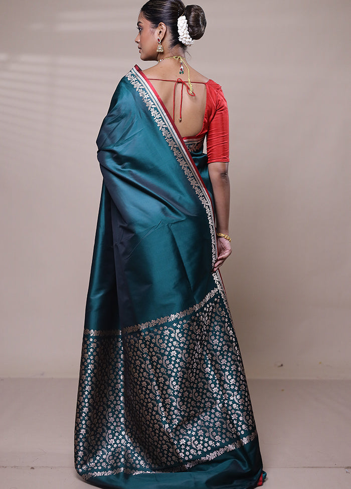 Green Banarasi Silk Saree With Blouse Piece