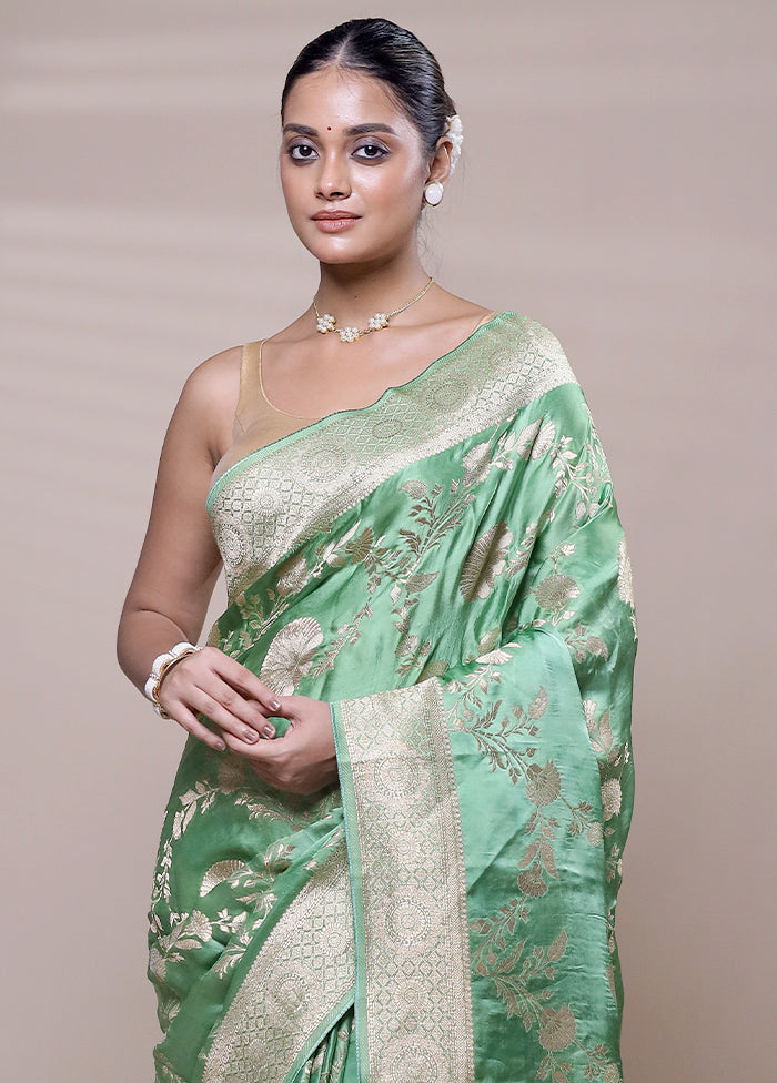 Green Handloom Pure Georgette Saree With Blouse Piece