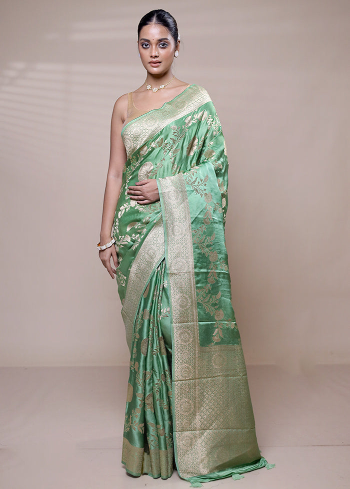 Green Handloom Pure Georgette Saree With Blouse Piece