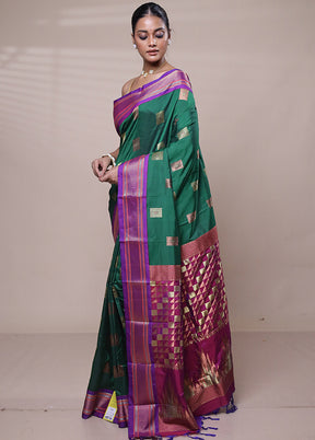 Green Kanjivaram Silk Saree With Blouse Piece