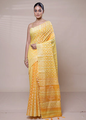 Yellow Cotton Saree With Blouse Piece